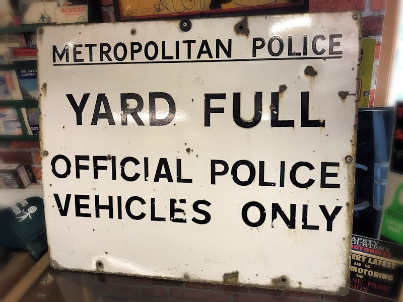 Enamel metropolitan police sign