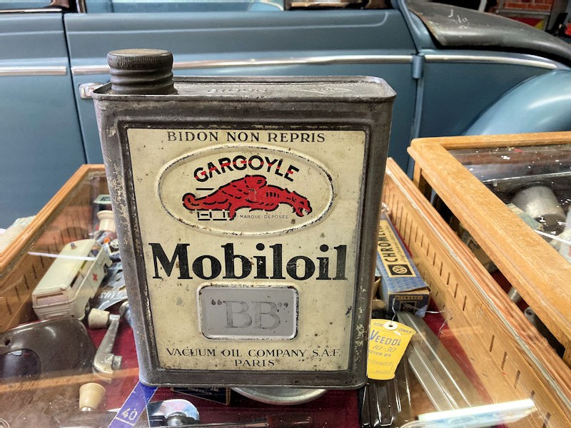 Mobiloil Gargoyle BB oil tin
