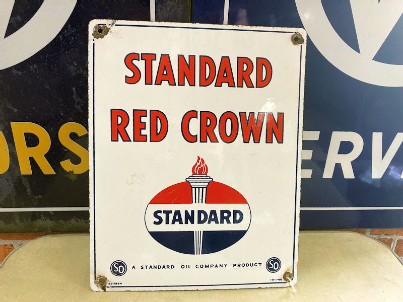 Enamel Standard red crown gas pump plate