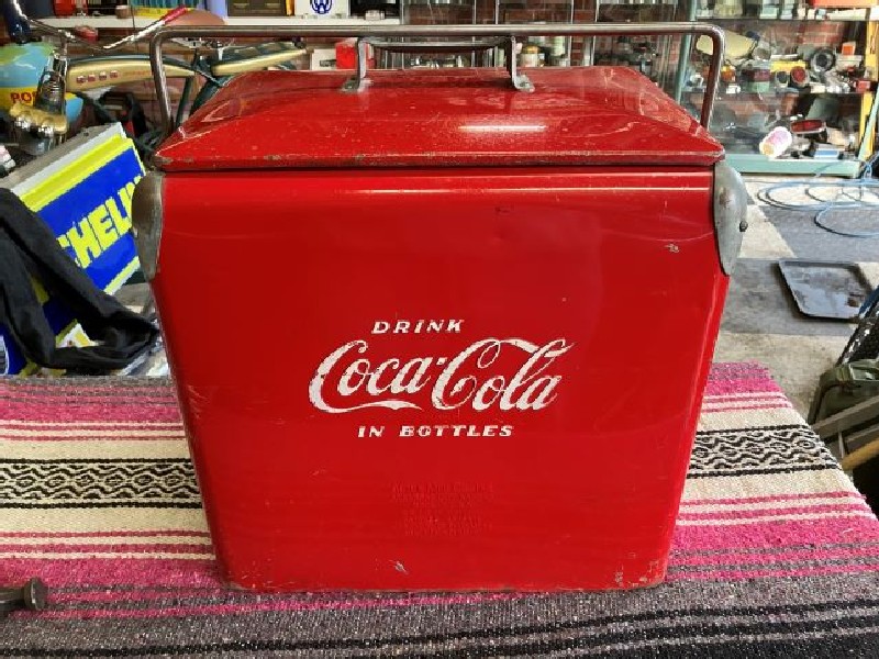 Original Coca Cola picnic cooler with tray
