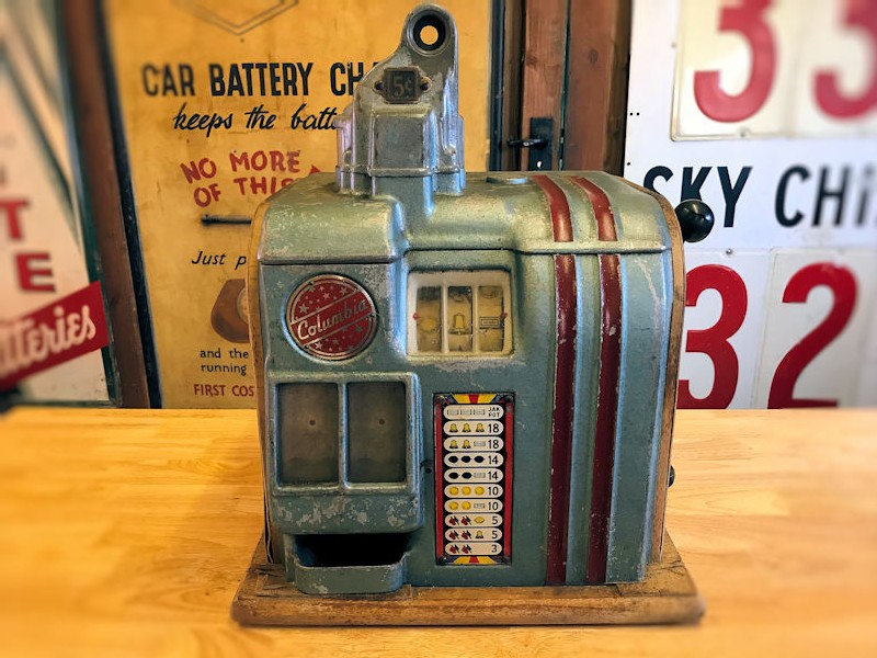 Original 1930s Columbia 5 cent slot machine