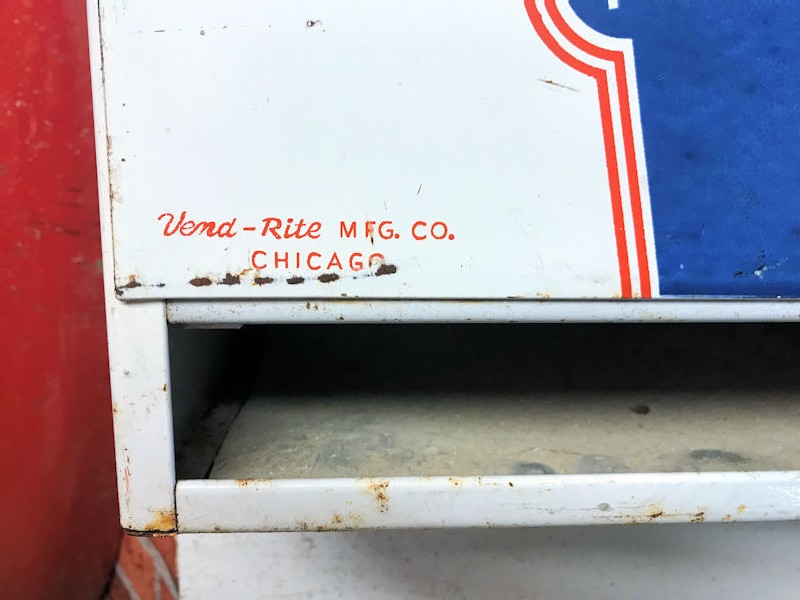 Original vintage metal Kleenex pocket tissue dispenser