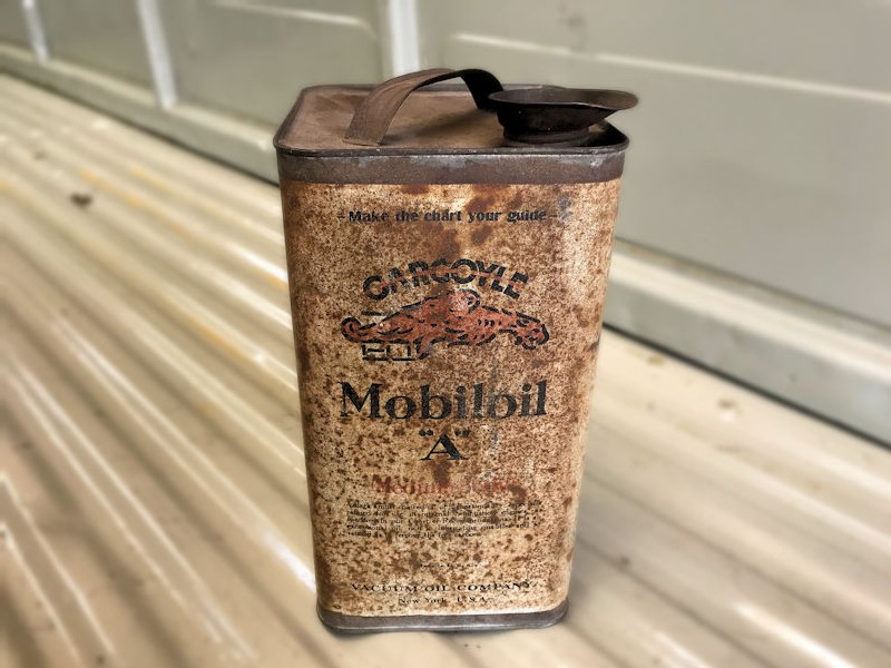 Original Mobiloil Gargoyle can