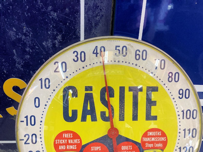 Casite working thermometer advertising sign