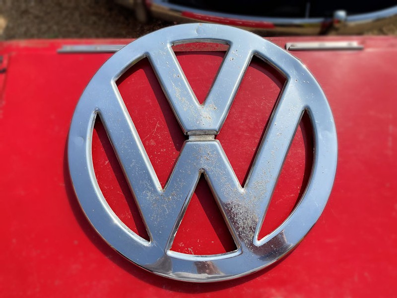 Original VW Volkswagen deluxe split bus front emblem