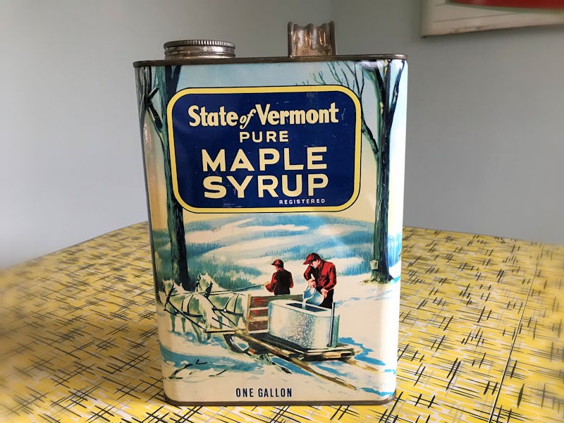 One gallon maple syrup tin