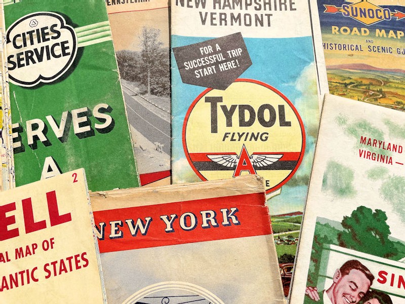 Selection of vintage 1930s and 1940s gas station maps