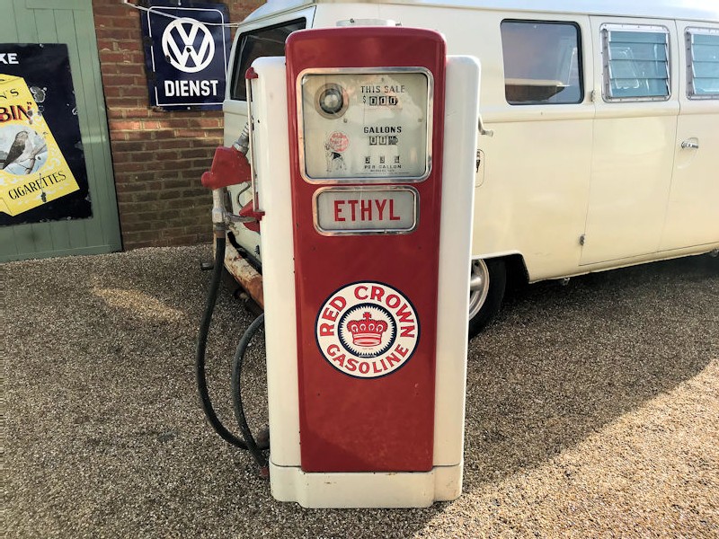 Original Wayne 100 Red Crown gas petrol pump