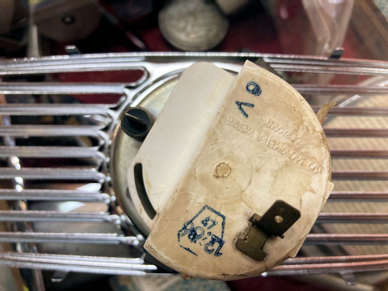 Original VDO Volkswagen oval beetle clock and grill
