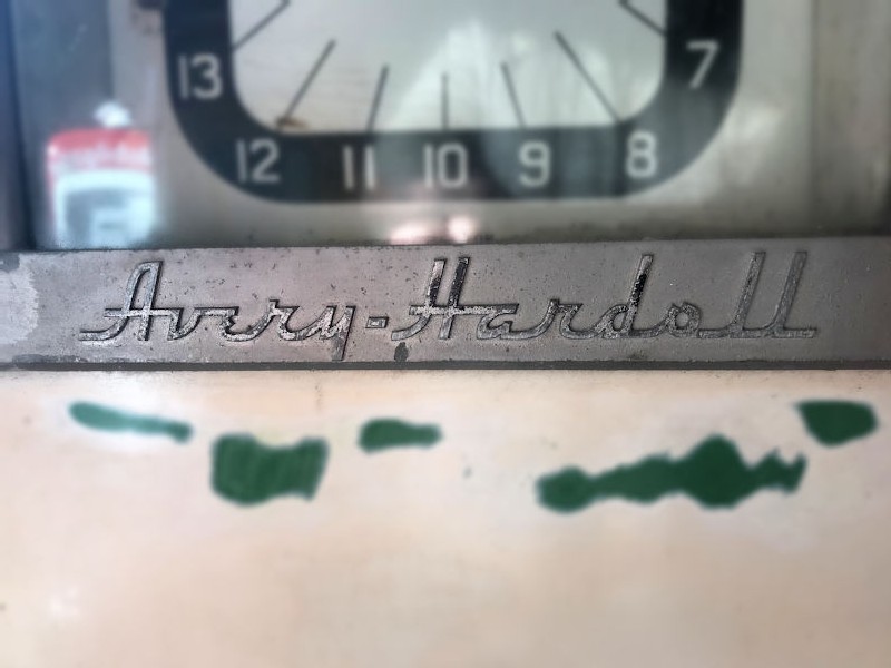 Original English Avery Hardell petrol pump