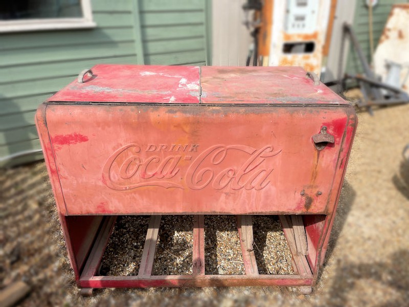 Original unrestored 1930s Westinghouse standard ice chest