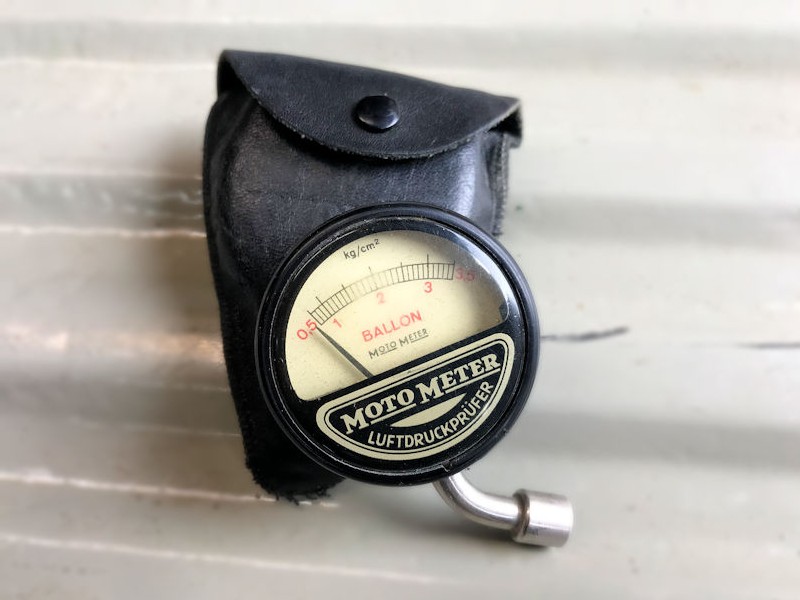 Original Moto Meter Luftdruckprufer tyre pressure gauge