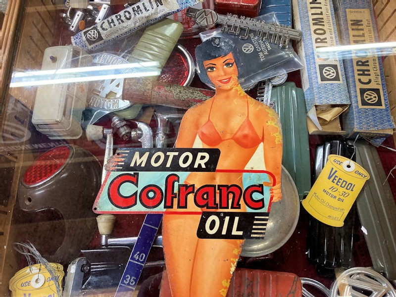 Cofranc motor oil pin up girl sign
