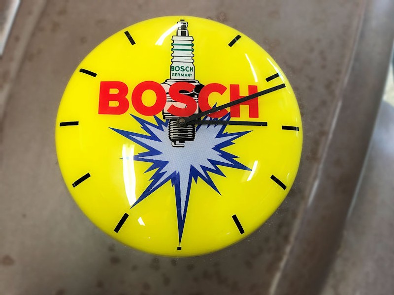 Original Bosch spark plug battery operated clock