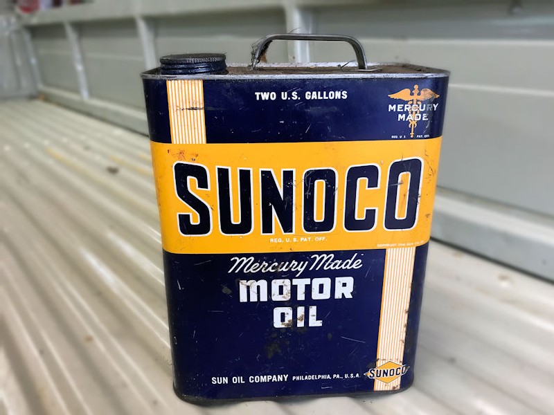 Original Sunoco US two gallon oil can