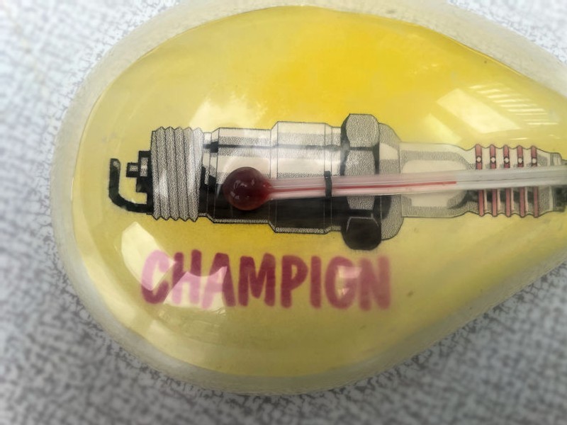 Original Champion oil drip thermometer